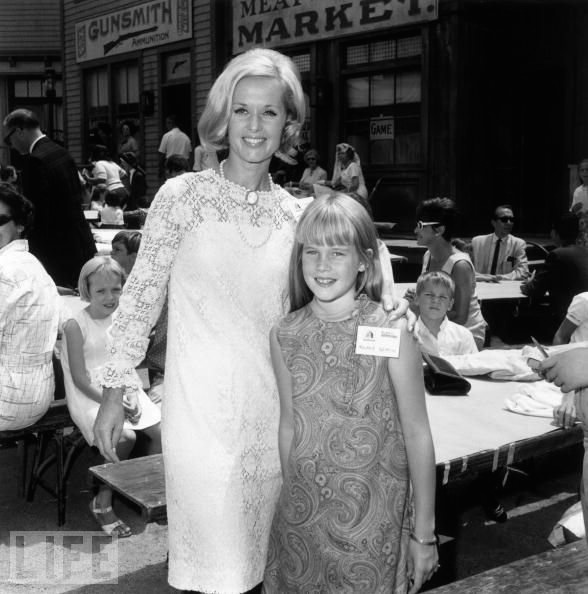 Tippi Hedren and Melanie Griffith